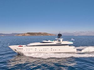LOANA - Baglietto 34m - 5 Cabins - Athens - Mykonos - Lefkas LOANA - Baglietto 34m - 5 Cabins - Athens - Mykonos - Lefkas