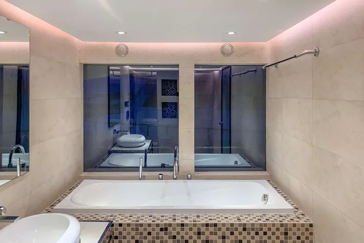 Charter Yacht ARK NOBLE - Custom Build 38m - 2015 - 10 Cabins - Malé - Maldives - Indian Ocean