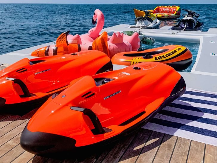 ARK NOBLE - 38m Custom Seabobs ARK NOBLE - 38m Custom Seabobs