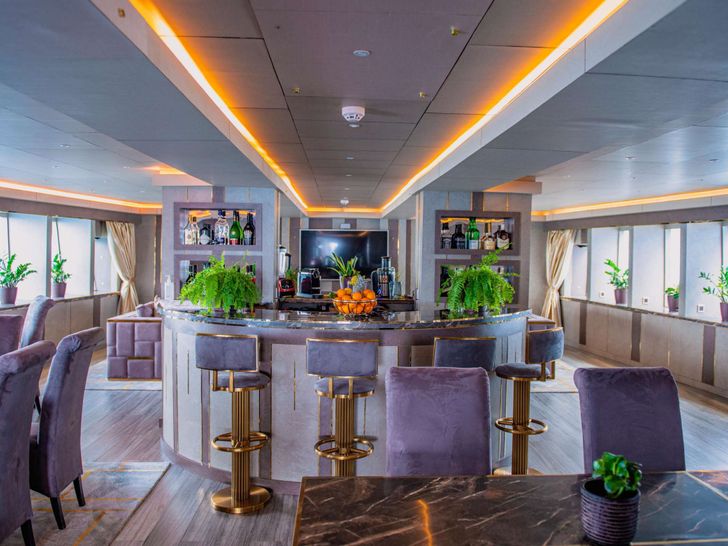 ARK NOBLE - 38m Custom Main Salon Bar ARK NOBLE - 38m Custom Main Salon Bar
