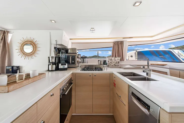 Charter Yacht GALAXSEA - Bali 5.4 - 4 Cabins - St Thomas - St John - USVI - BVI