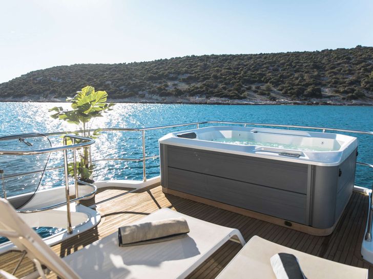 BOLLINGER Azimut Magellano 66 Crewed Motor Yacht Jacuzzi BOLLINGER Azimut Magellano 66 Crewed Motor Yacht Jacuzzi