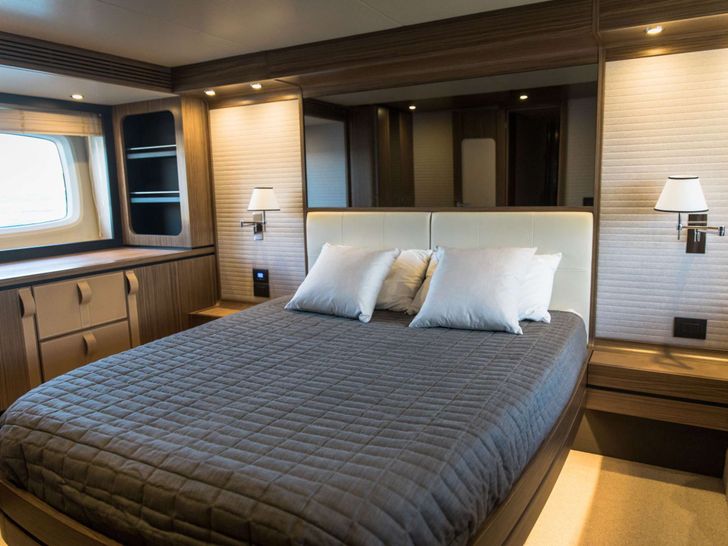 BOLLINGER Azimut Magellano 66 Crewed Motor Yacht Master Cabin