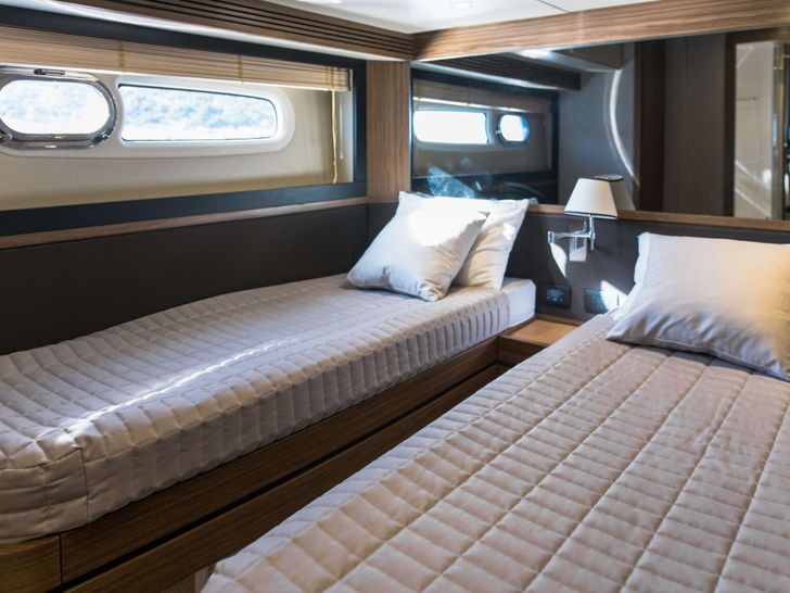 BOLLINGER Azimut Magellano 66 Crewed Motor Yacht Twin Cabin