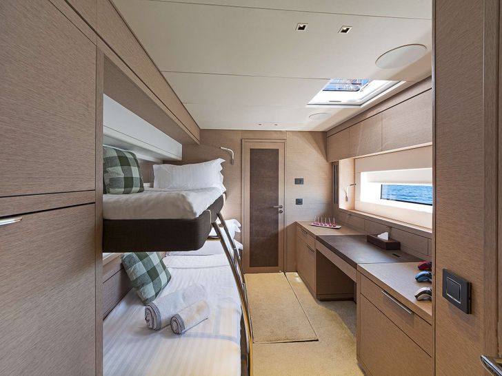 DAIQUIRI Lagoon 65 - twin cabin bunk style DAIQUIRI Lagoon 65 - twin cabin bunk style