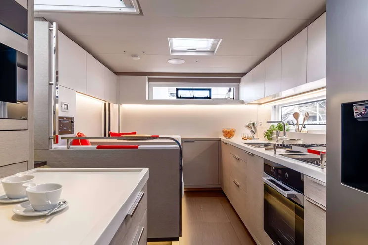 Charter Yacht DAIQUIRI - Lagoon 65 - 5 Cabins - Athens - Mykonos - Cyclades - Greece