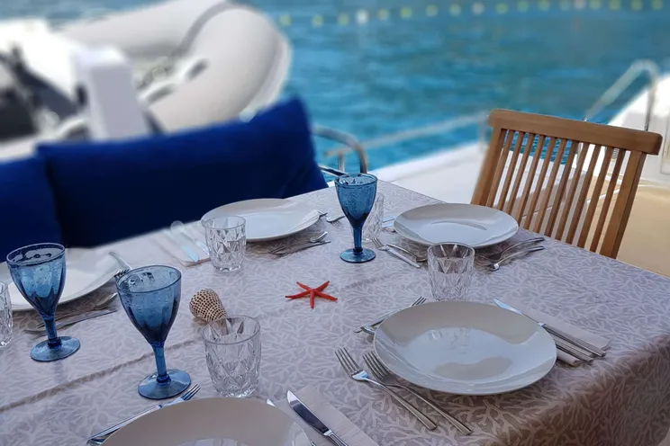 Charter Yacht VIDA BOA II - Fountaine Pajot Ipanema 58 - 4 Cabins - Naples - Capri - Positano - Amalfi Coast - Italy