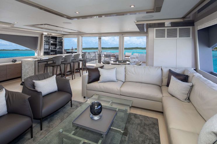 Charter Yacht ENTREPRENEUR - Ocean Alexander 35R - 5 Cabins - Nassau - Exumas - Bahamas