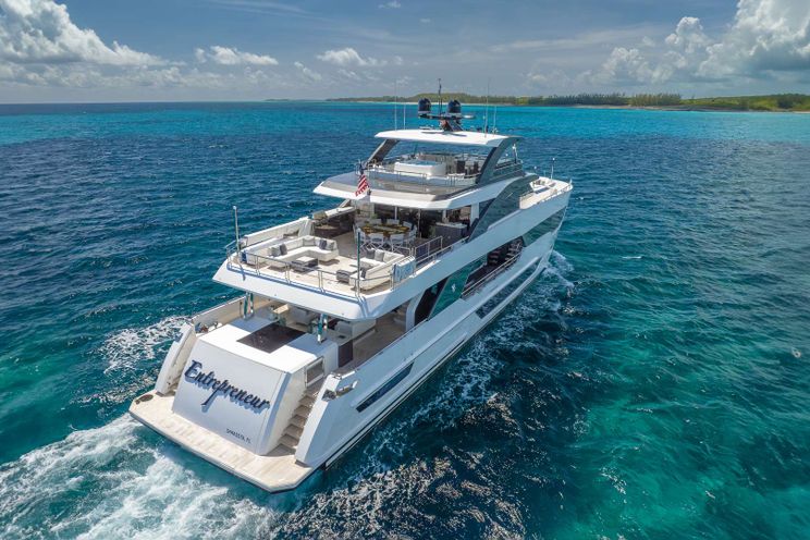 Charter Yacht ENTREPRENEUR - Ocean Alexander 35R - 5 Cabins - Nassau - Exumas - Bahamas