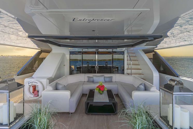 Charter Yacht ENTREPRENEUR - Ocean Alexander 35R - 5 Cabins - Nassau - Exumas - Bahamas