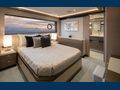 ENTREPRENEUR Ocean Alexander 35R VIP queen cabin