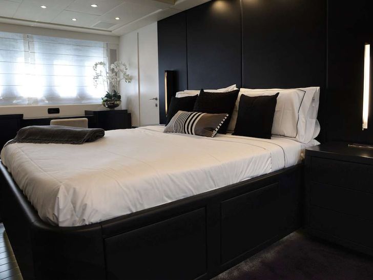 ONLY ONE - Master Cabin ONLY ONE - Master Cabin