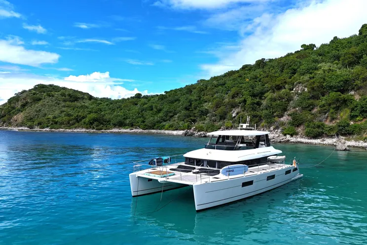 Charter Yacht PHILOTIMO - Lagoon 63 - 3 Cabins - BVI - Tortola - Anegada