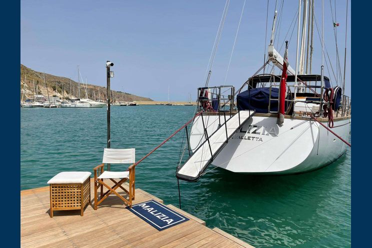 Charter Yacht MALIZIA - Perini Navi 25 m - 3 Cabins - Sicily - Naples - Riviera - Corsica - Sardinia
