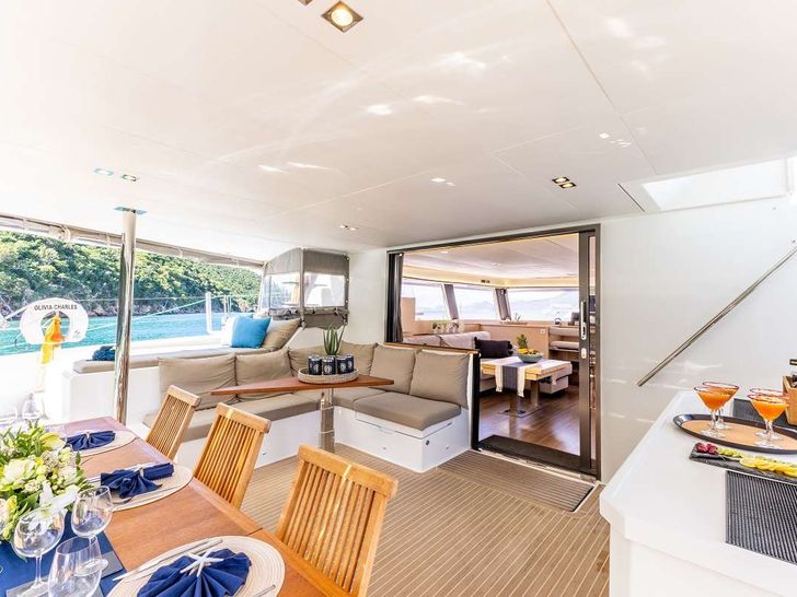 OLIVIA CHARLES Fountaine Pajot Ipanema 58 - aft deck OLIVIA CHARLES Fountaine Pajot Ipanema 58 - aft deck