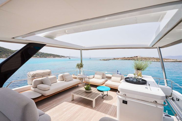 Charter Yacht VALIUM 67 - Lagoon Sixty 7 - 5 Cabins - Athens - Mykonos - Paros - Hydra - Naxos - Greece