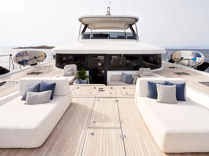 VALIUM 67 Lagoon Sixty 7 - foredeck VALIUM 67 Lagoon Sixty 7 - foredeck