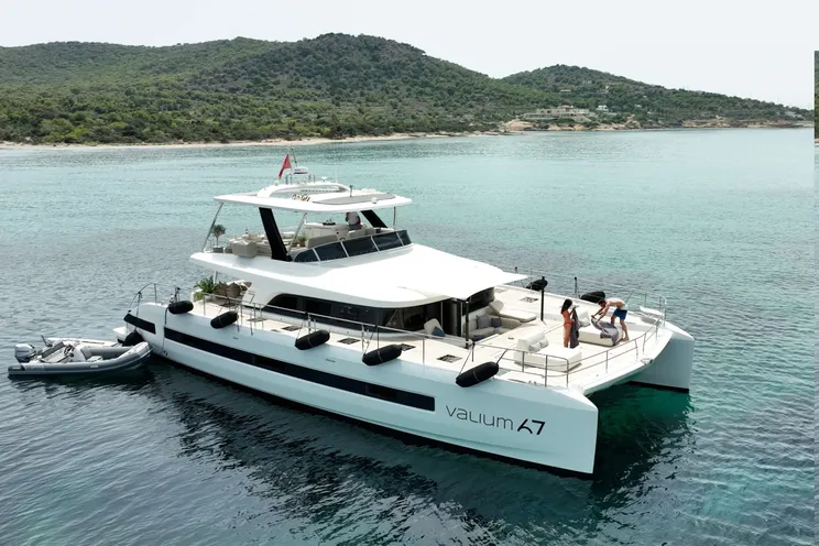 Charter Yacht VALIUM 67 - Lagoon Sixty 7 - 5 Cabins - Athens - Mykonos - Paros - Hydra - Naxos - Greece