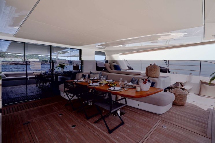 Charter Yacht VALIUM 67 - Lagoon Sixty 7 - 5 Cabins - Athens - Mykonos - Paros - Hydra - Naxos - Greece