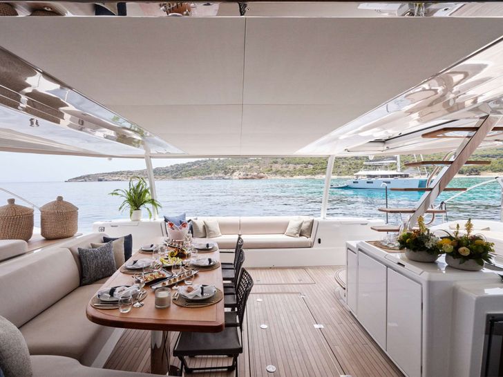 VALIUM 67 Lagoon Sixty 7 - aft deck VALIUM 67 Lagoon Sixty 7 - aft deck