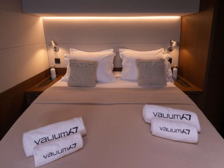 VALIUM 67 Lagoon Sixty 7 - VIP cabin 1 VALIUM 67 Lagoon Sixty 7 - VIP cabin 1