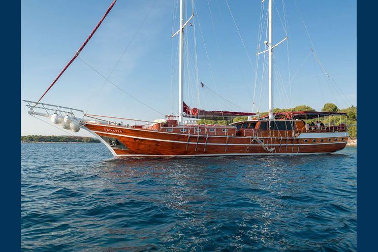 Charter Yacht Gulet Croatia - Custom 32m - 7 Cabins - Split - Dubrovnik