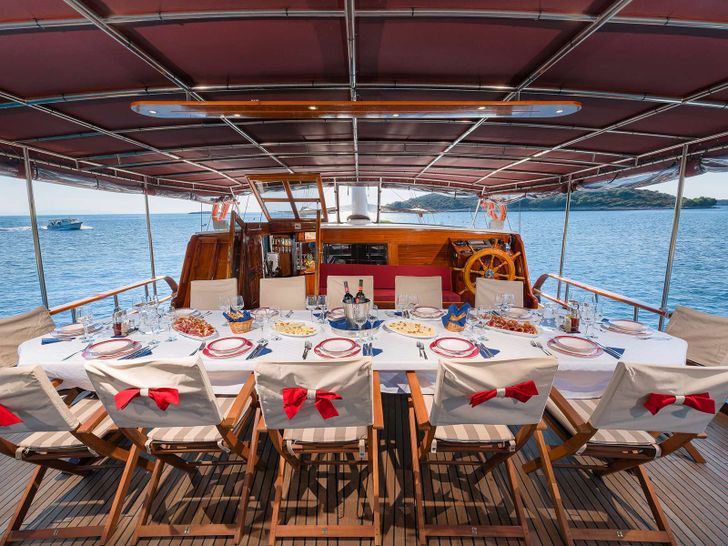 CROATIA Custom Gulet 32m - alfresco dining set up CROATIA Custom Gulet 32m - alfresco dining set up