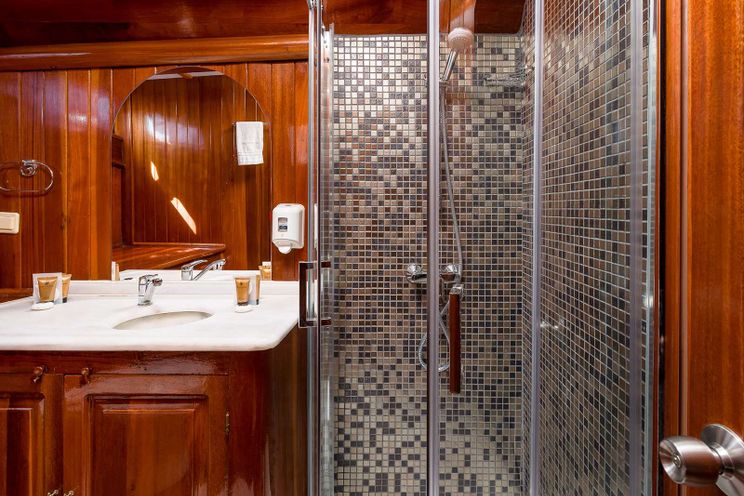 Charter Yacht CROATIA - Custom Gulet 32m - 7 Cabins - Split - Dubrovnik - Hvar - Croatia