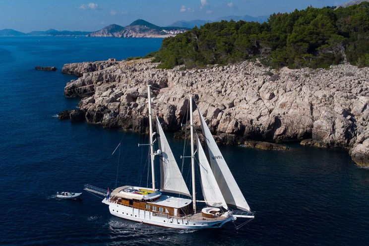 Charter Yacht Gulet Vivere - Custom 26m - 6 Cabins - Dubrovnik - Split