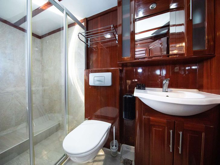 GULET VIVERE 26m Custom Gulet Bathroom GULET VIVERE 26m Custom Gulet Bathroom