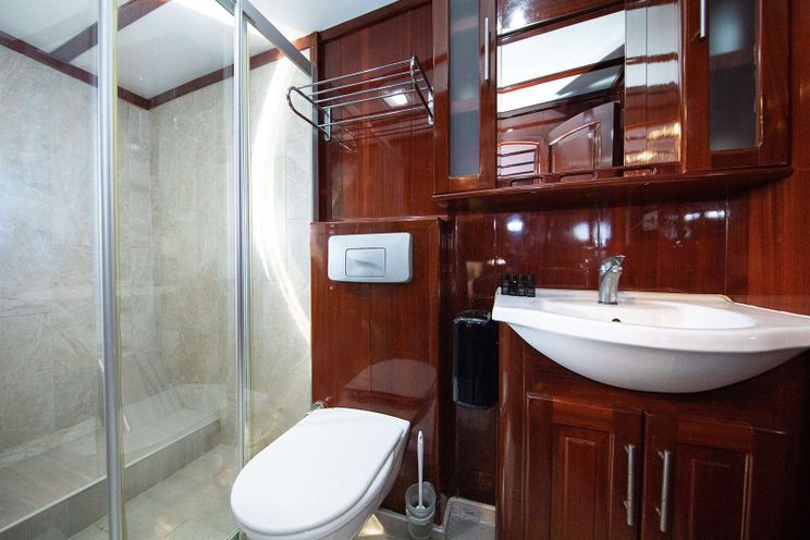 Charter Yacht Gulet Vivere - Custom 26m - 6 Cabins - Dubrovnik - Split