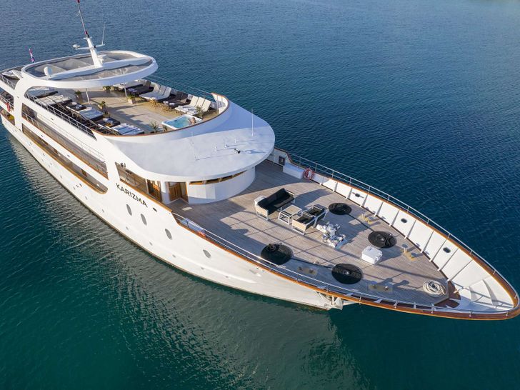 KARIZMA 48m Custom Motor Yacht Top View KARIZMA 48m Custom Motor Yacht Top View