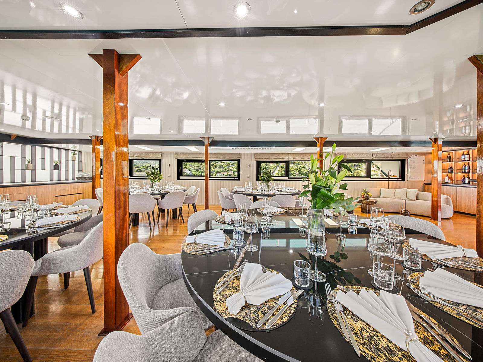 Charter Yacht KARIZMA - Custom 48m - 17 Cabins - Split - Dubrovnik - Hvar - Croatia