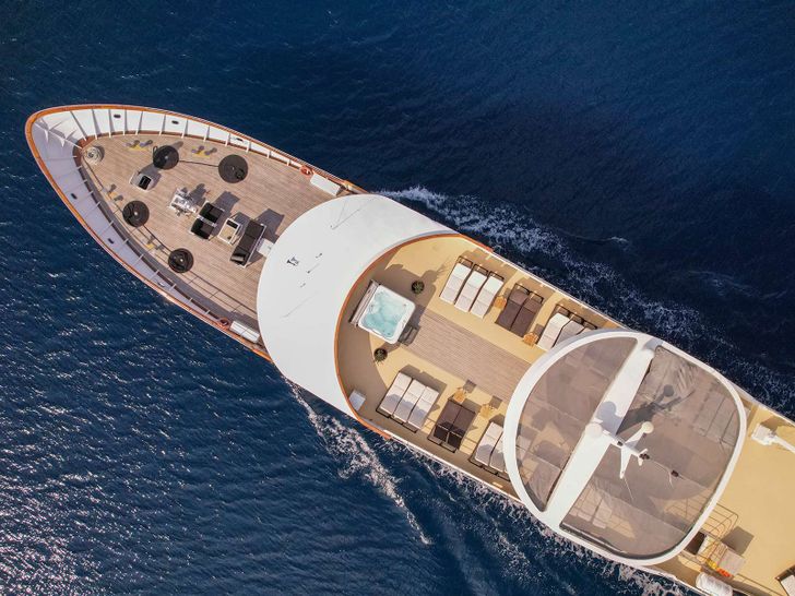 KARIZMA 48m Custom Motor Yacht Top View KARIZMA 48m Custom Motor Yacht Top View
