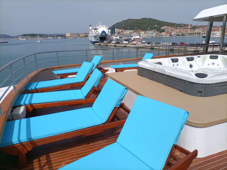 RIVA 48m Custom Motor Yacht Sunbathing Pads RIVA 48m Custom Motor Yacht Sunbathing Pads