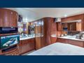 ELEGANT LADY - Meridian 580 Pilothouse,cabin with TV