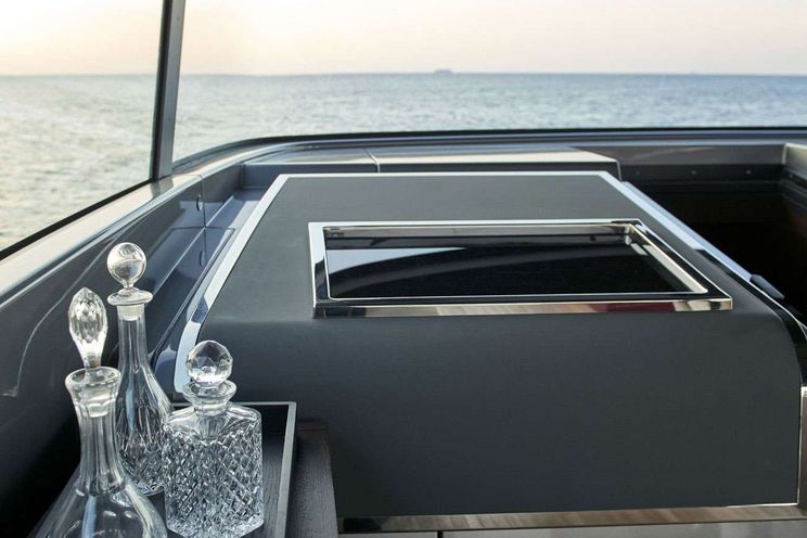 Charter Yacht ESTIA - San Lorenzo SX88 - La Spezia - Naples - Sicily - Riviera - Corsica - Sardinia