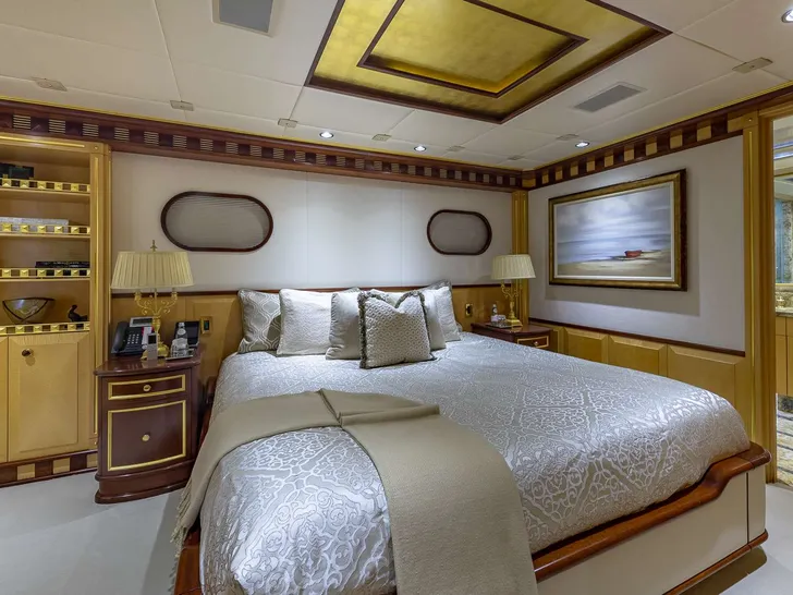 STARSHIP 185' - Delta Marine 185,VIP king cabin 1 STARSHIP 185' - Delta Marine 185,VIP king cabin 1
