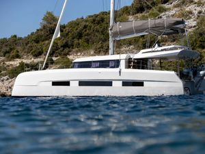 AMELIE - Dufour 48 - 5 Cabins - Tuscany - French Riviera - Corsica - Sardinia - West Mediterranean AMELIE - Dufour 48 - 5 Cabins - Tuscany - French Riviera - Corsica - Sardinia - West Mediterranean