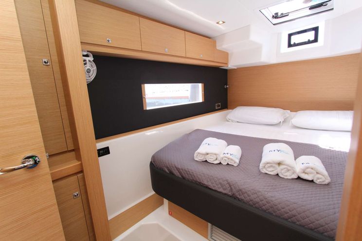 Charter Yacht AMELIE - Dufour 48 - 5 Cabins - Tuscany - French Riviera - Corsica - Sardinia - West Mediterranean