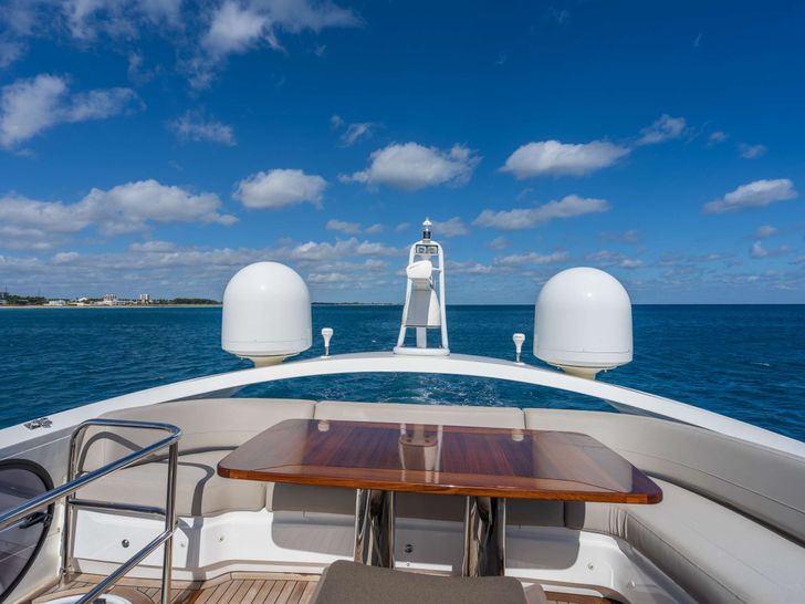 GLEDE - Princess UK 65,flybridge seating lounge GLEDE - Princess UK 65,flybridge seating lounge