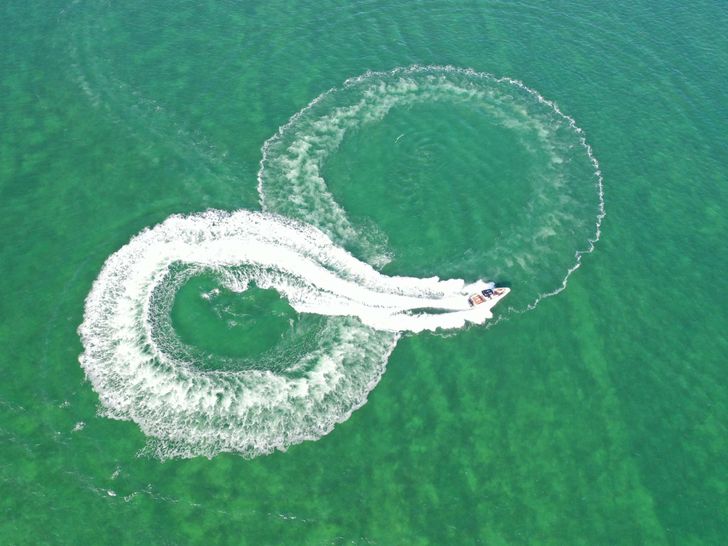 SMART - Vanquish 40 ft,exhibition SMART - Vanquish 40 ft,exhibition