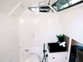 SMART - Vanquish 40 ft,bathroom SMART - Vanquish 40 ft,bathroom