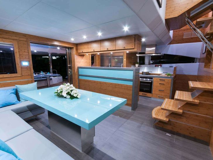 SKYLARK Sunreef 70 Power - saloon SKYLARK Sunreef 70 Power - saloon