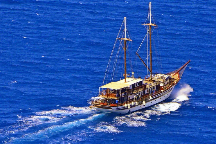 Charter Yacht AEGEOTISSA II- 12 Cabins - Greece