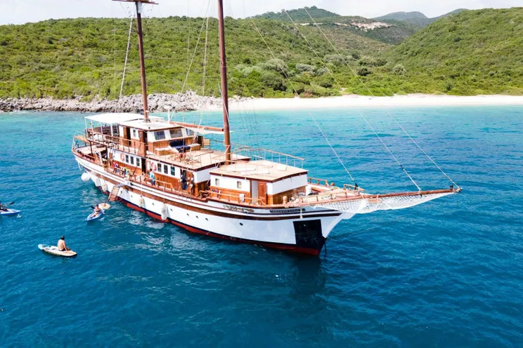 Charter Yacht AEGEOTISSA II- 12 Cabins - Greece