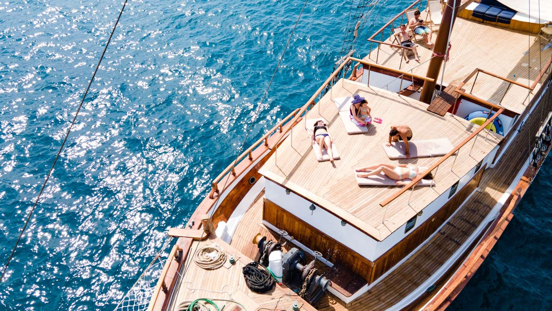 Charter Yacht AEGEOTISSA II- 12 Cabins - Greece