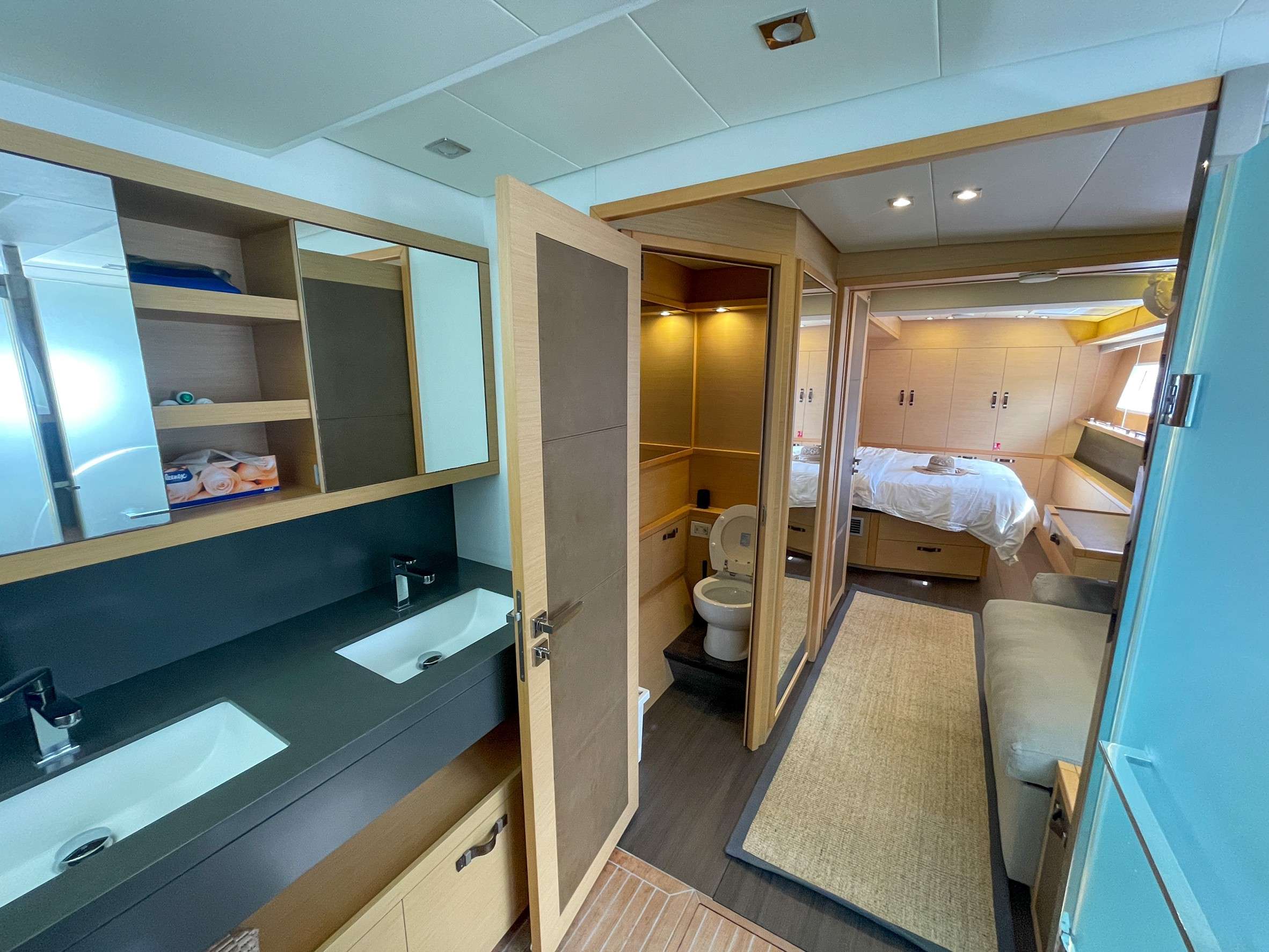 Charter Yacht SIX DEGREES - Lagoon 620 - 4 Cabins - Phuket - Phang Nga Bay - Phi Phi Islands - Similan Islands - Thailand