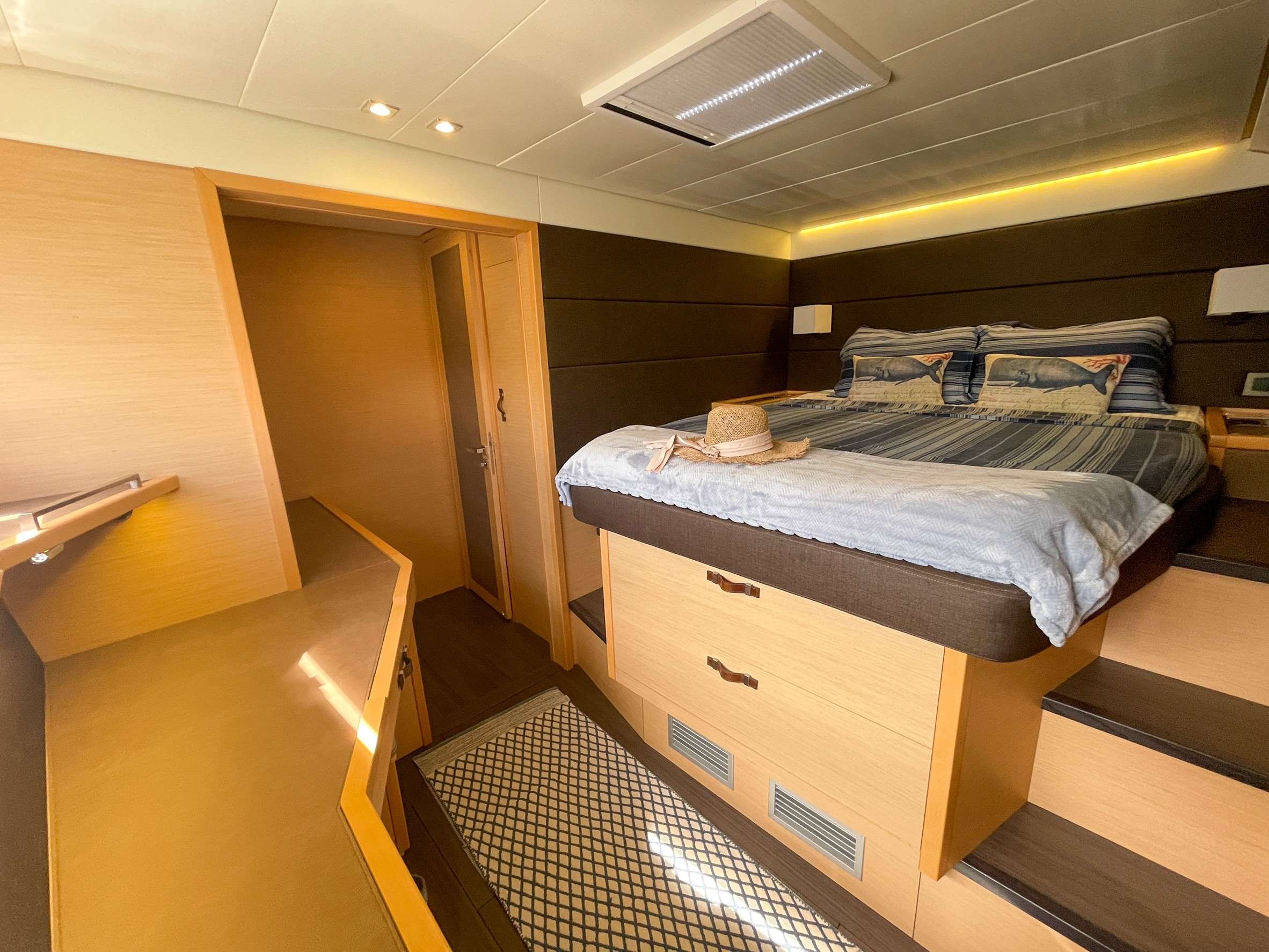 Charter Yacht SIX DEGREES - Lagoon 620 - 4 Cabins - Phuket - Phang Nga Bay - Phi Phi Islands - Similan Islands - Thailand