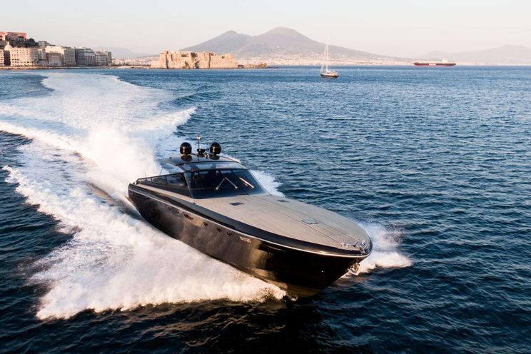 Charter Yacht BLUE MAMBA - Itama 23.5 Meter - 3 Cabins - Naples and Amalfi Coast